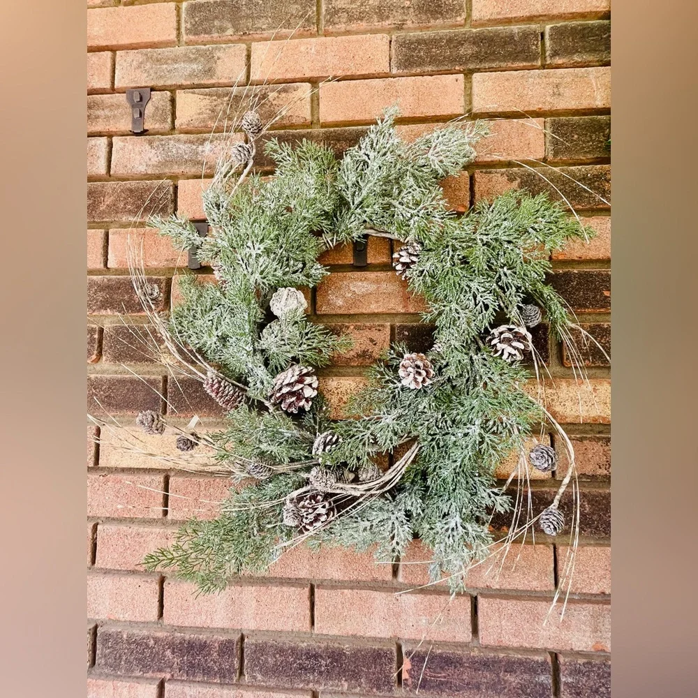Birch Tipped Cedar Wreath